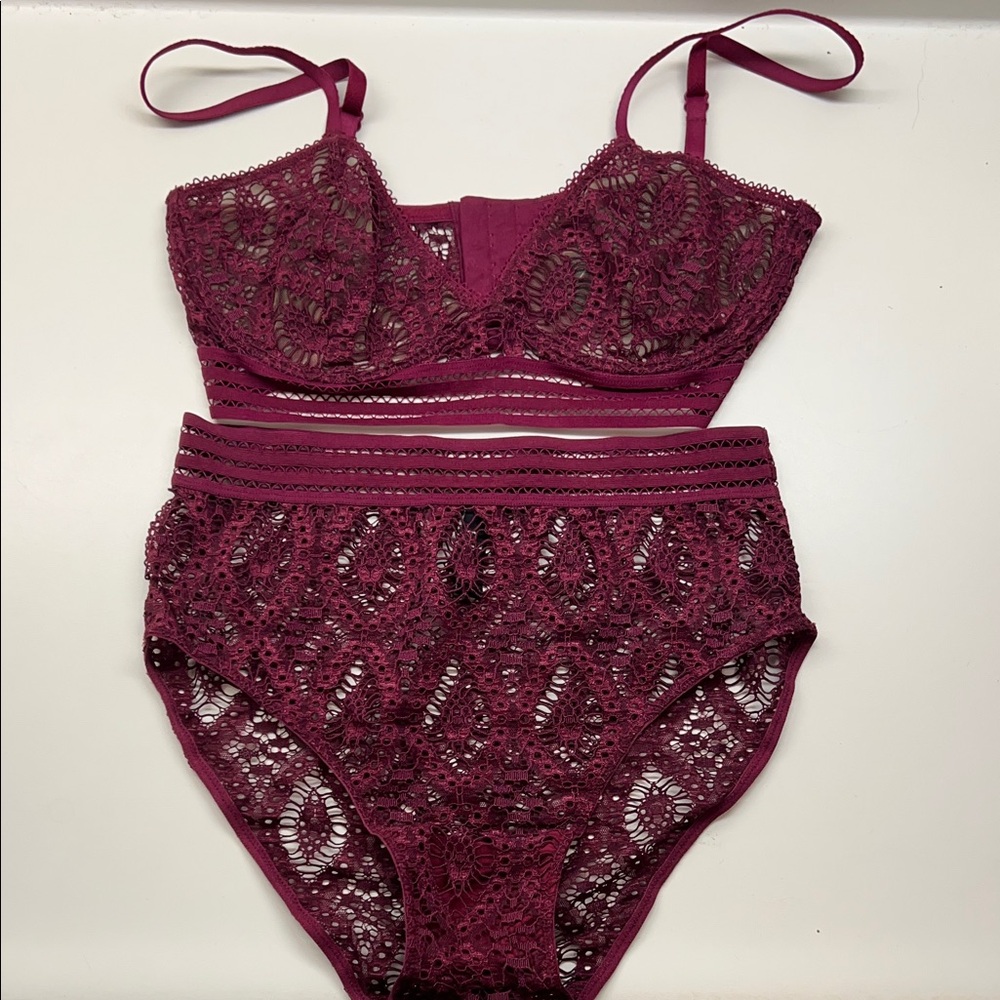 Else Burgundy Lace Bra Set